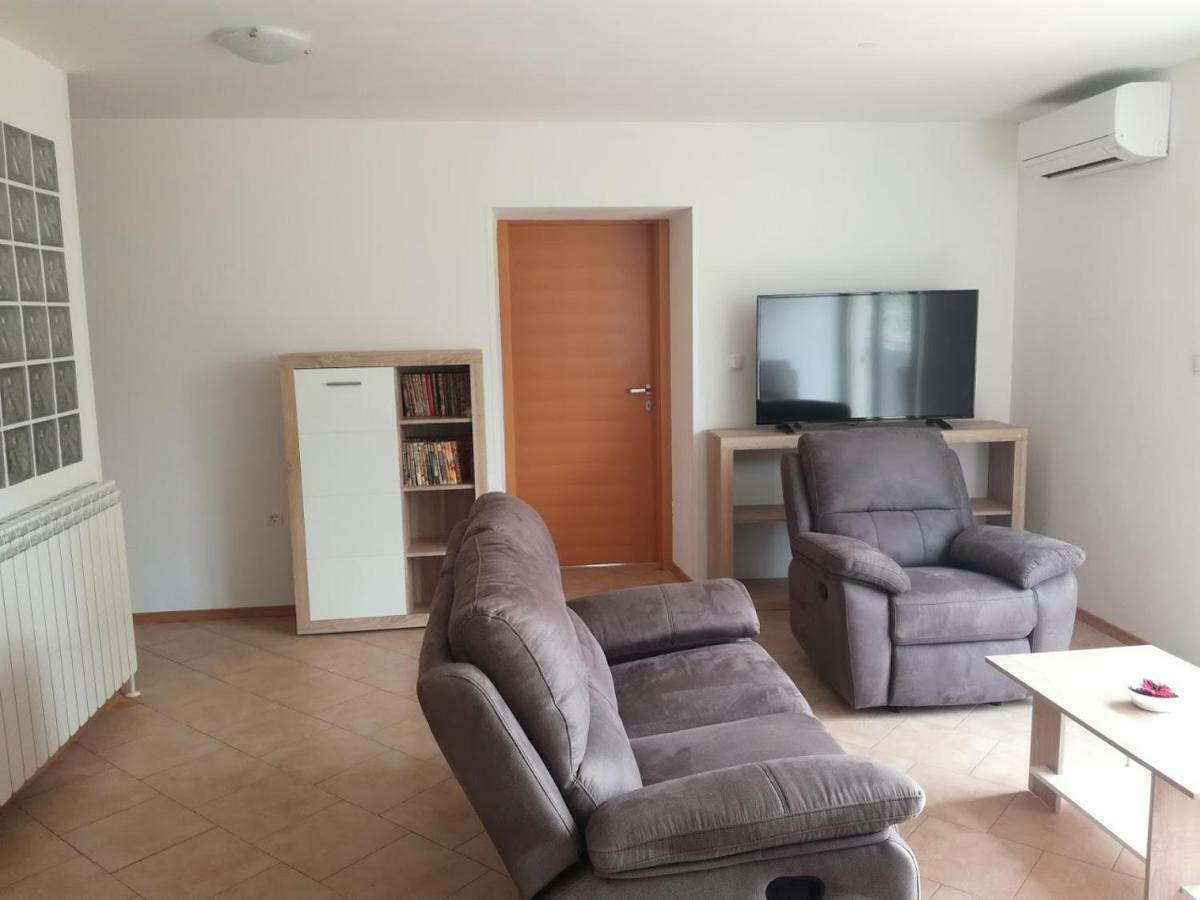Apartma Logar Kobarid Exteriör bild